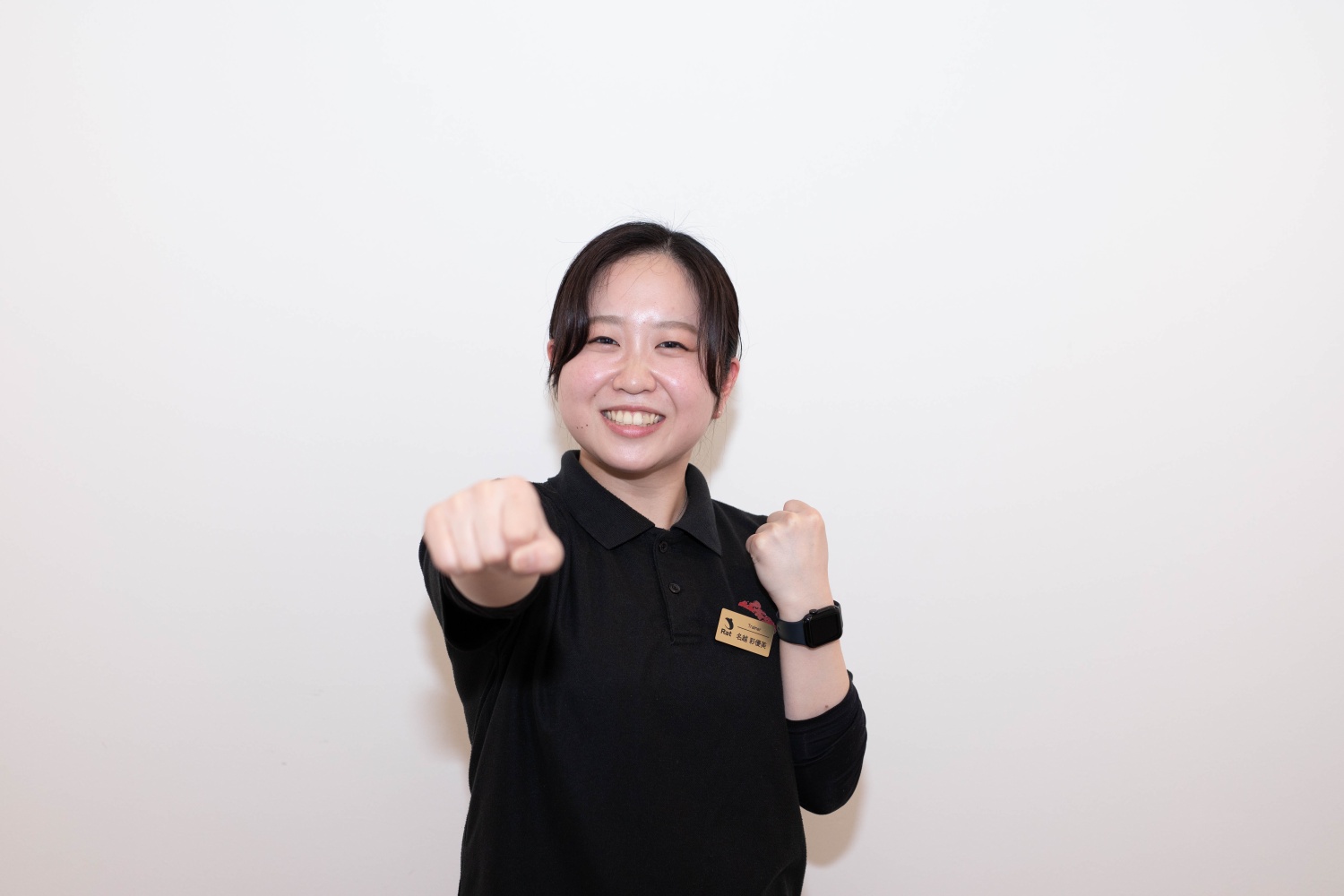 名越 彩優美の写真