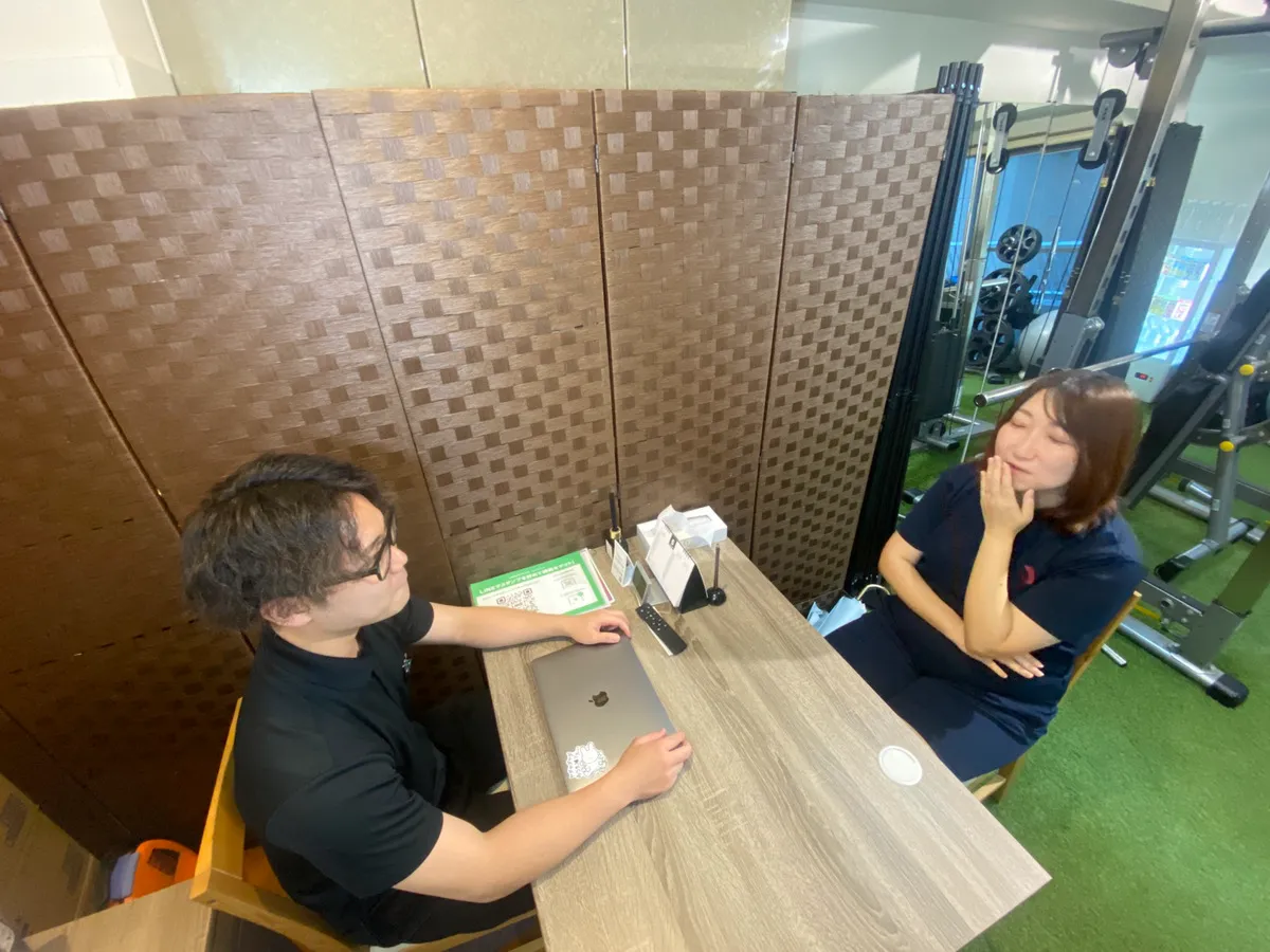 新宿三丁目パーソナルジムRat トレーニング風景2